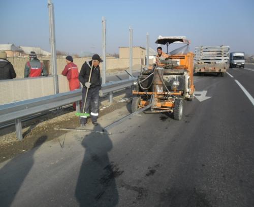 Road marking at PK0-576 Road marking at PK0-576