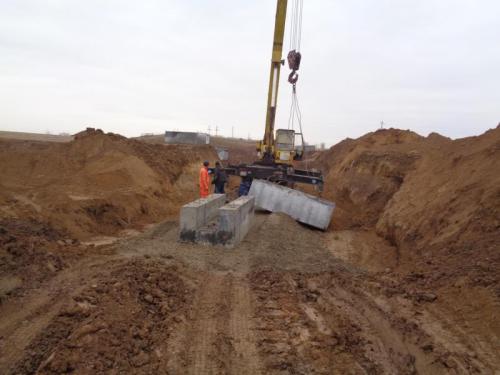 Installation of pipe 0,5х0,5m at PK 715+70 ramp 4 (right) PК 0+310 Installation of pipe 0,5х0,5m at PK 715+70 ramp 4 (right) PК 0+310
