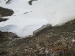 PK8-PK306.Clearing of culvert head from snow