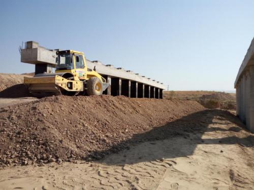 PK 715+70 Overpass ( bridge superstructure and blanket filter) PK 715+70 Overpass ( bridge superstructure and blanket filter)