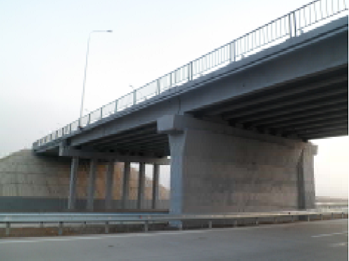 Repaired centre column at interchange Km 420